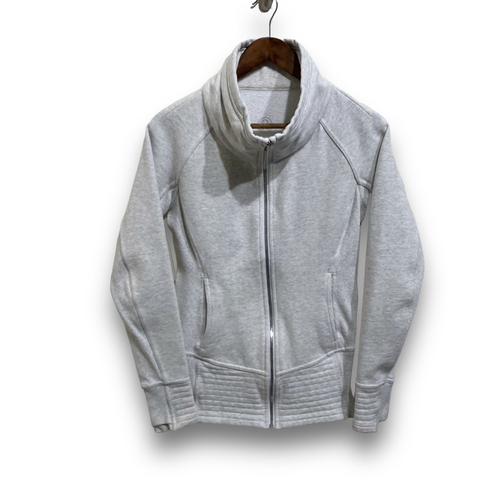 Lululemon Women's Radiant Zip Up Jacket Gray